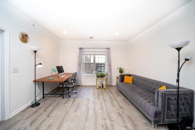 Building Photo - 5903 Jefferson St