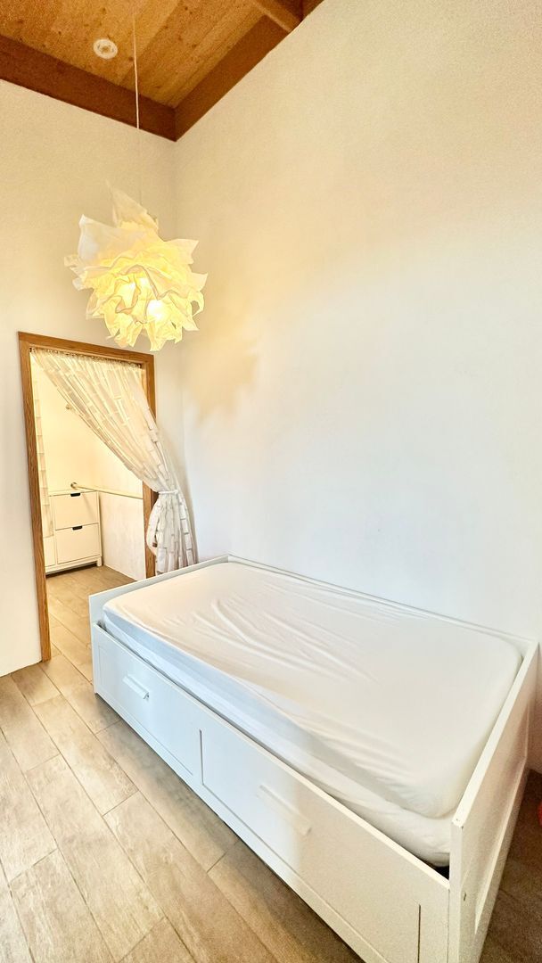 Building Photo - Beautiful Custom, Detached Guest Home on Stunning, Private, Gated, Country Property in Fallbrook!