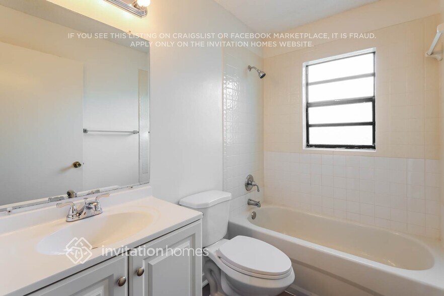 Building Photo - 480 Abello Rd SE