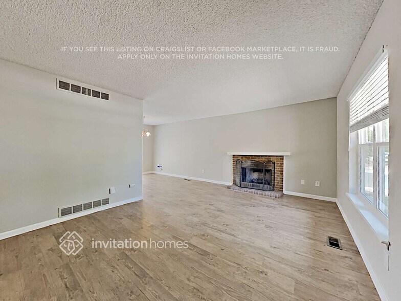 Building Photo - 4184 S Ouray Way