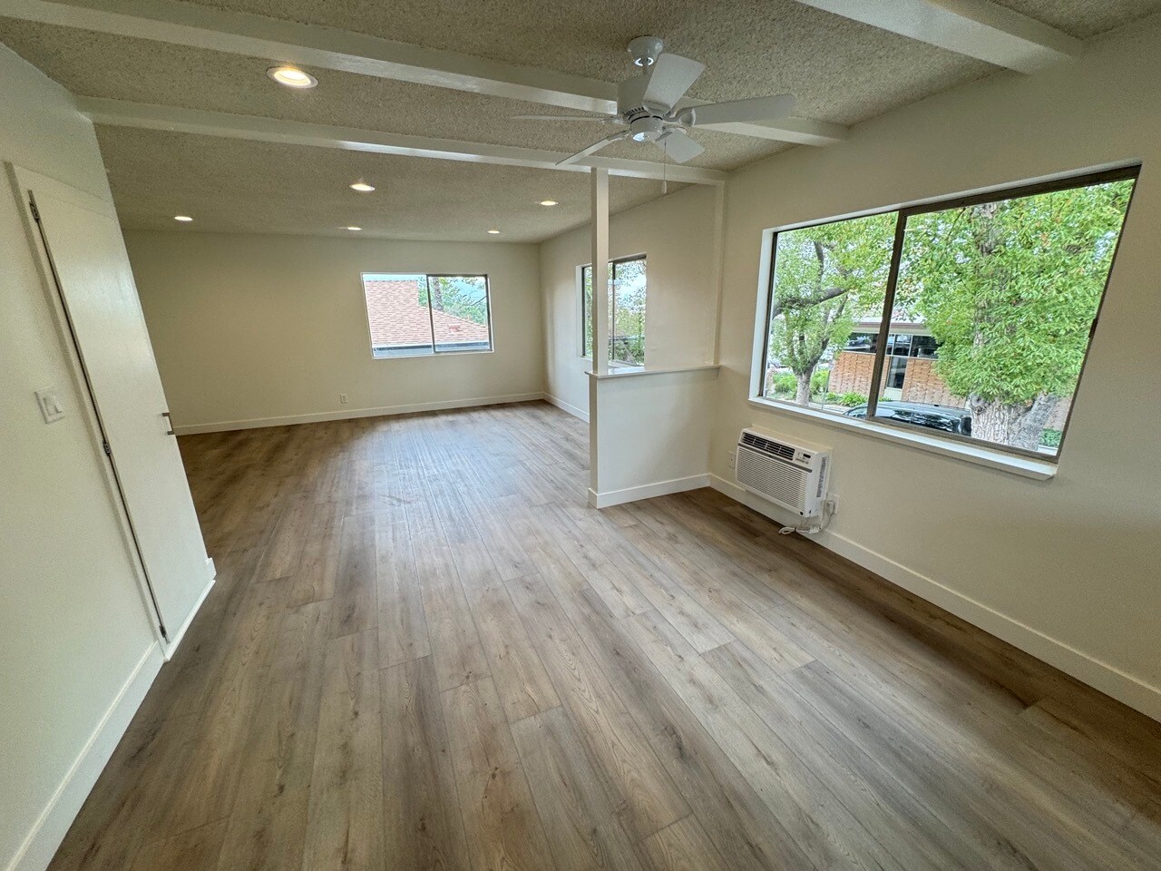 Building Photo - 1152 Ruberta Ave