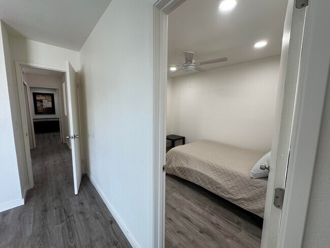 Building Photo - 48728 Desert Flower Dr