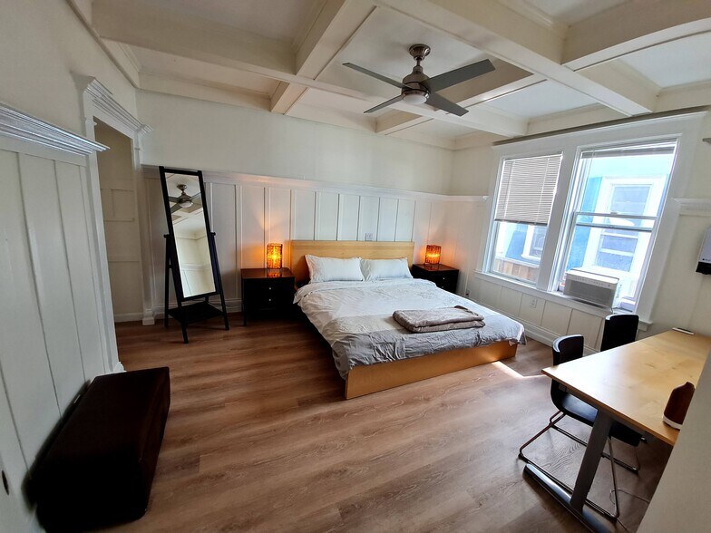 Bedroom 1 - 135 E Reed St