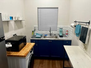 Building Photo - 21825 Valerio St