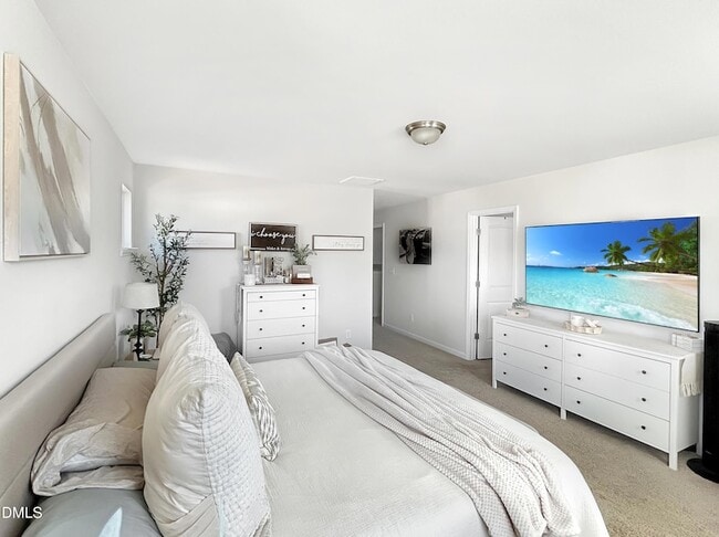 Building Photo - 779 Creekway Dr