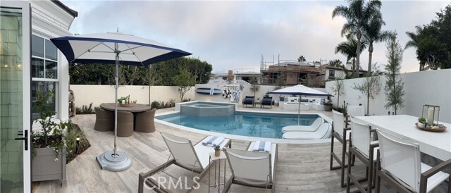 Building Photo - 840 18th St