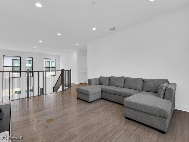 Building Photo - 20135 Camellia Crosse Ln
