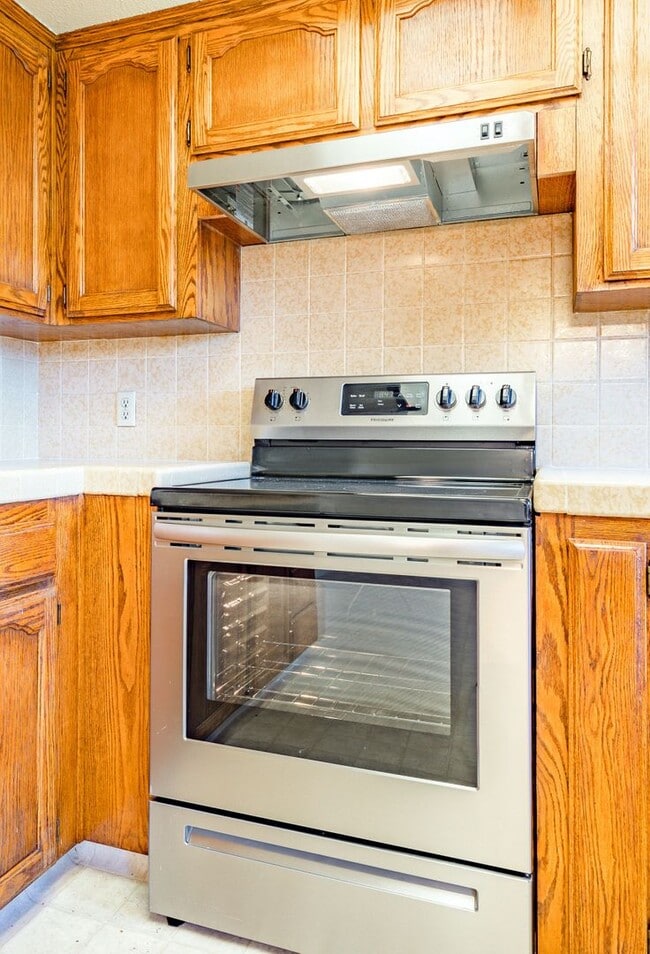 Building Photo - Clovis Home for Rent