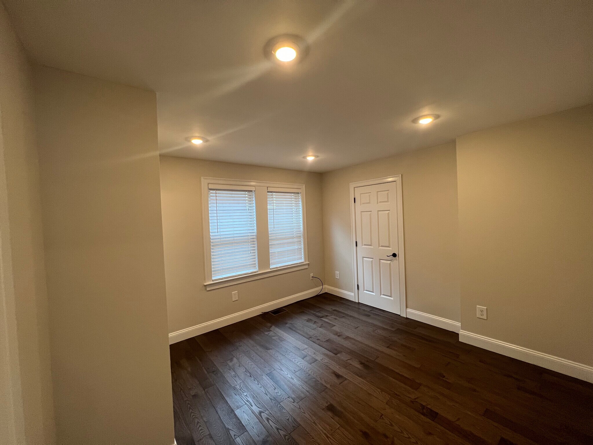 Main Bedroom - 33 Sterling St