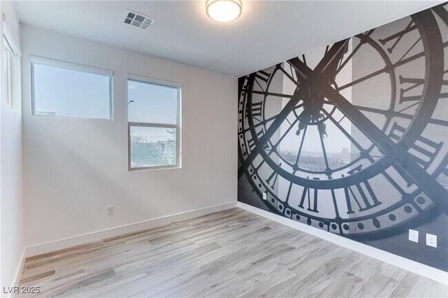 Building Photo - 214 Abbey Hill St