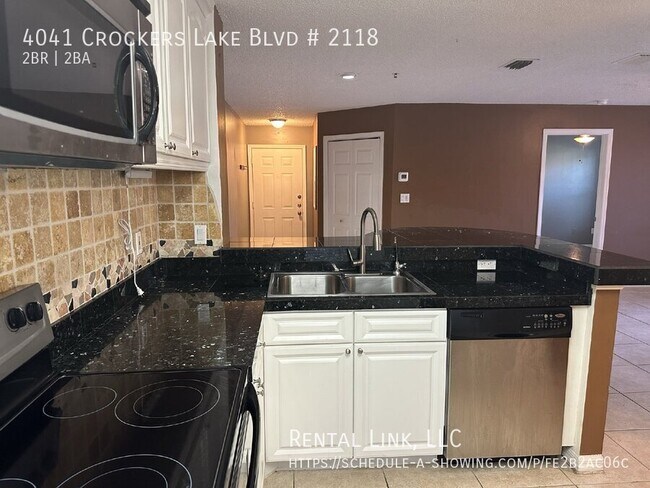 Building Photo - 4041 Crockers Lake Blvd