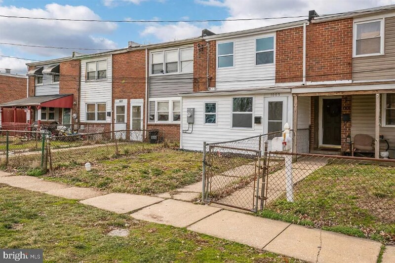 Building Photo - 1003 Fredonia Ct