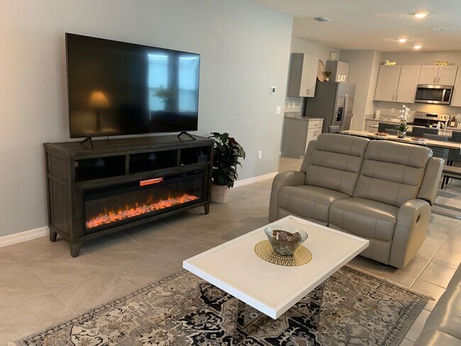 Building Photo - ALMOST NEW 3/2 HOME close to everything!!  BEAUTIFUL WITH LOTS OF UPGRADES!