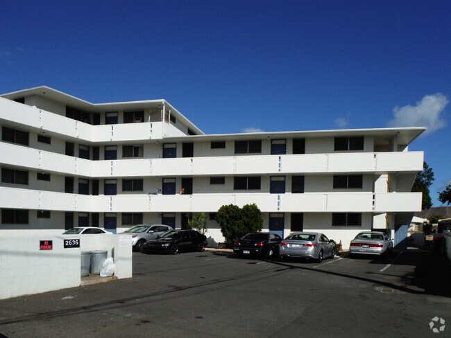 Building Photo - 2636 Maunawai Pl