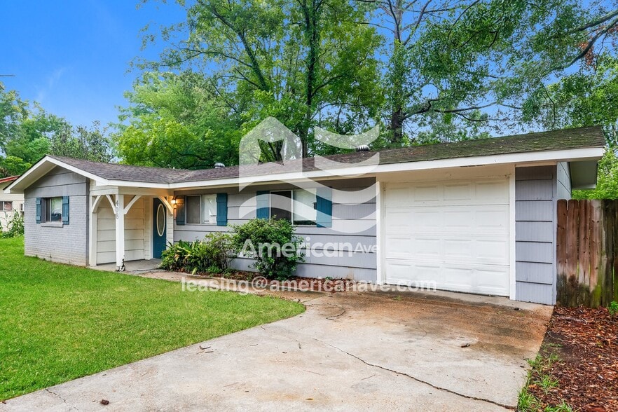 Building Photo - 408 Queen Marie Ln