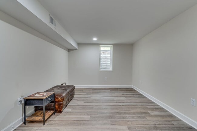 Building Photo - Beautiful 5 Bedroom Home in Clinton MD