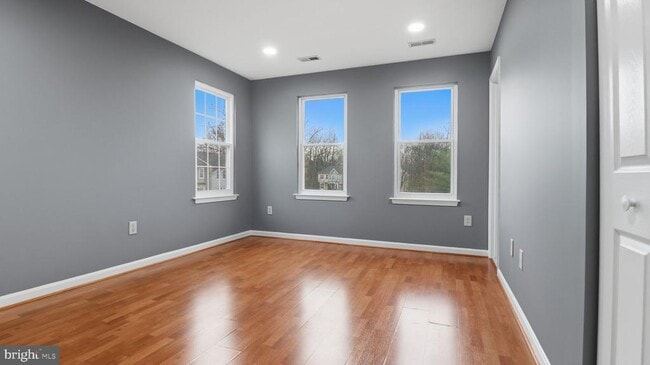 Building Photo - 2628 Deer Ridge Dr