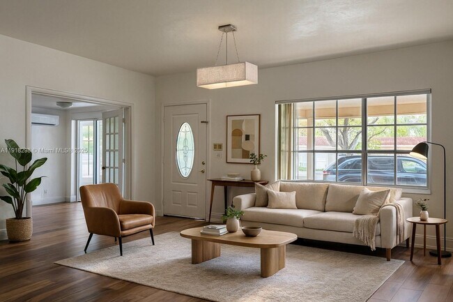 Building Photo - 6420 SW 18th Terrace