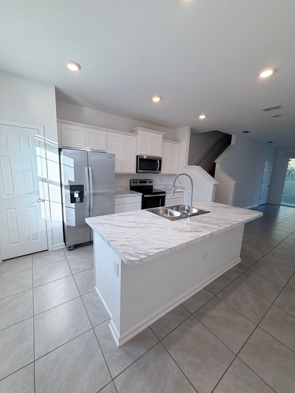 Building Photo - 4927 Nebula Ln