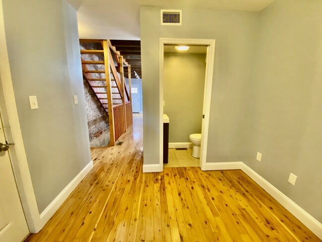 Building Photo - 2027 S Watts St.