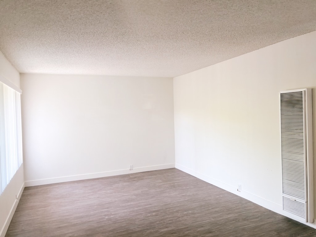 Building Photo - Stoneridge Apartments