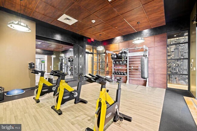 Building Photo - 1213 Walnut St