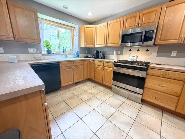 Building Photo - 1427 Painted Desert Ct