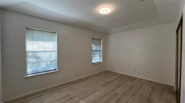 Building Photo - 1915 Longmeadow Dr