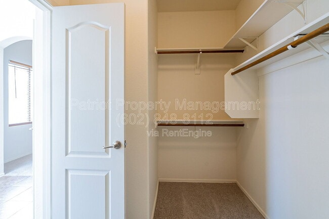 Building Photo - 3536 E San Pedro Ave