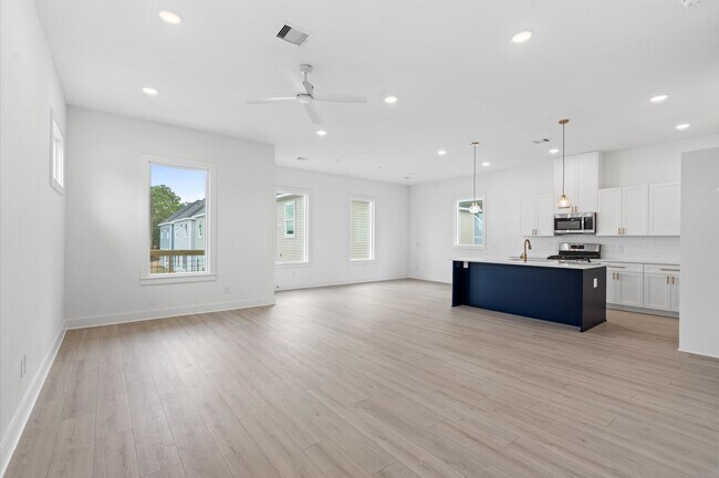 Building Photo - 10095 Serrano Pk Dr