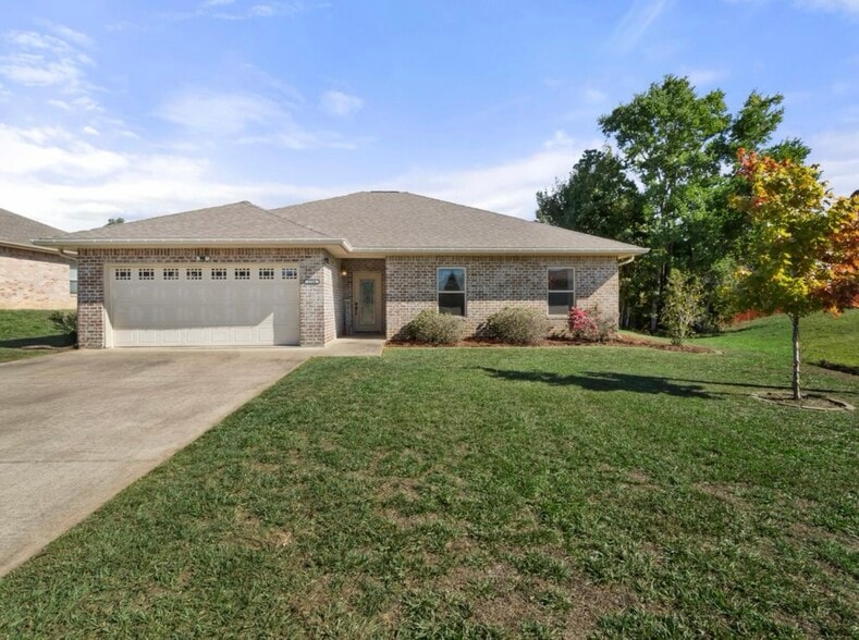 Front of house - 1708 Brookhaven St