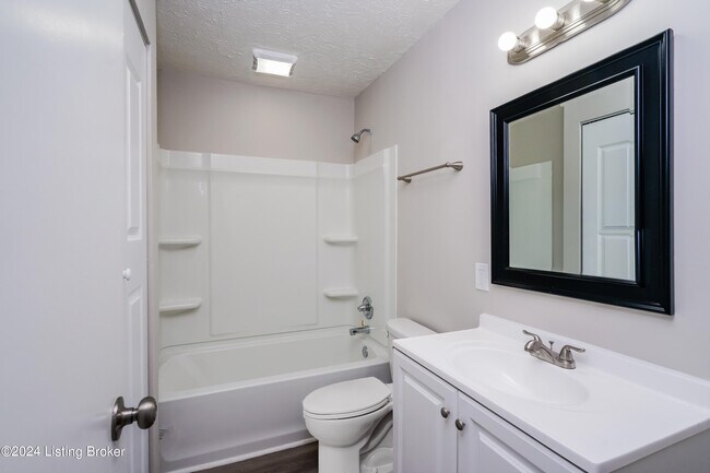 Building Photo - 8903 Willowcreek Dr