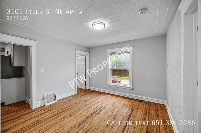 Building Photo - 3101 NE Tyler St