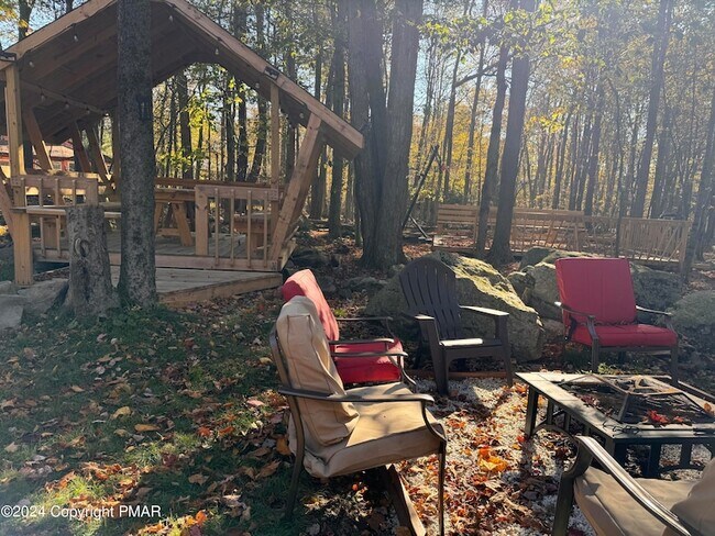 Building Photo - 2933 Melody Ln