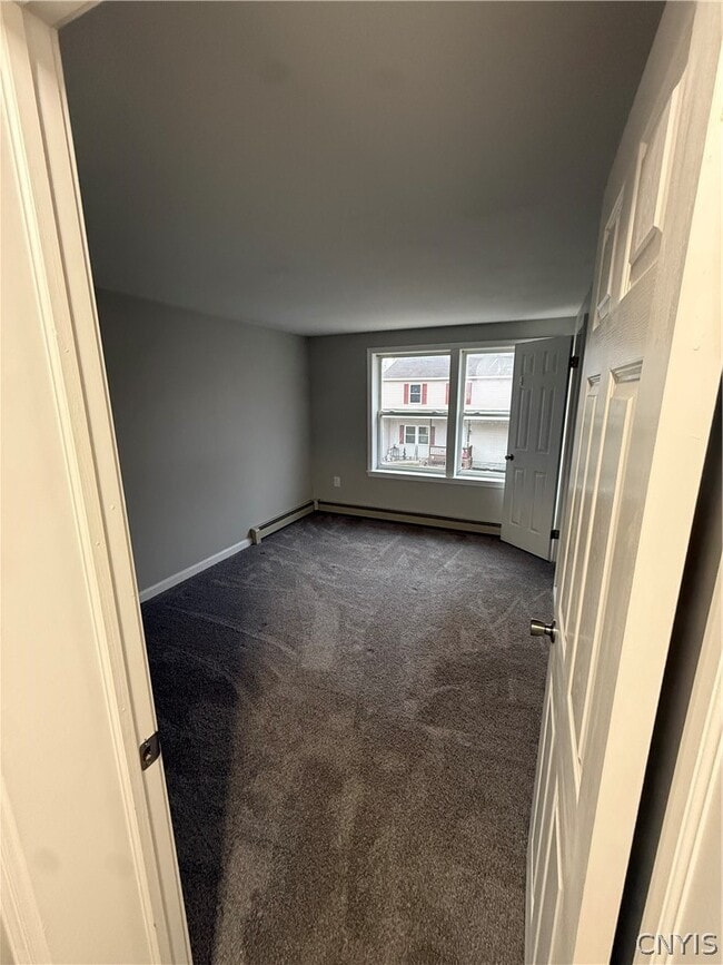 Building Photo - 22 Magnolia Rd