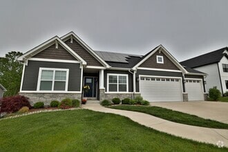 Building Photo - Gorgeous 3 Bedroom Home in Edwardsville
