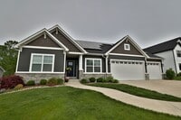 Building Photo - Gorgeous 3 Bedroom Home in Edwardsville