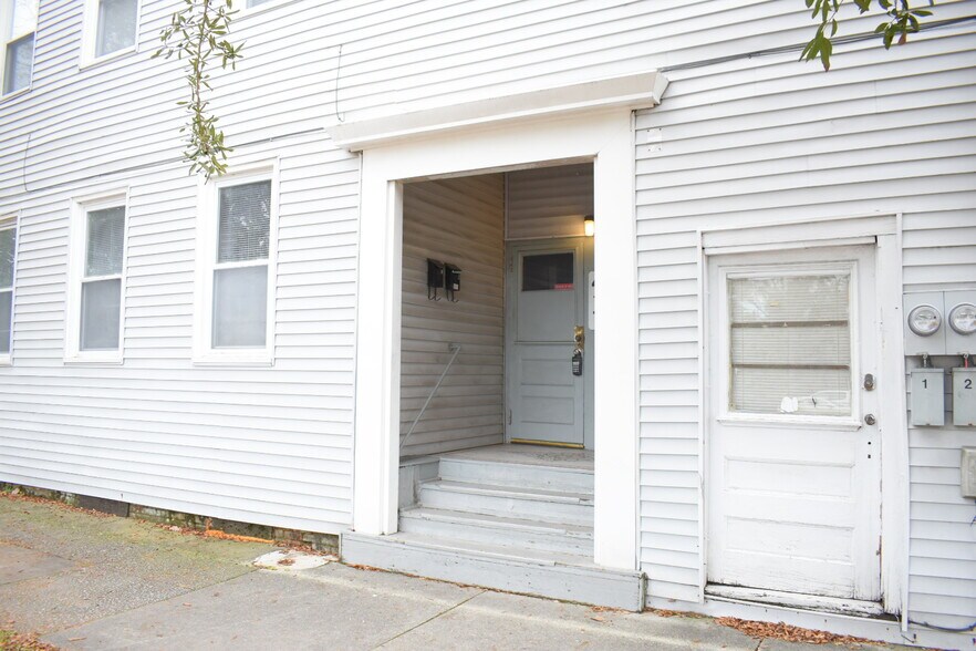 Building Photo - 417 N 5th Ave