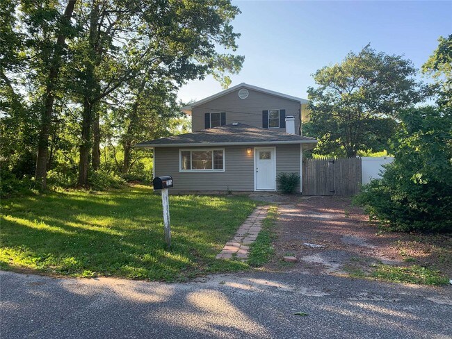 Building Photo - 177 Mastic Blvd