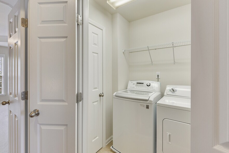 Building Photo - 366 Ardmore Ct NW