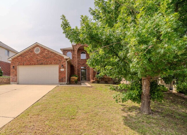 Building Photo - "Spacious 4-Bedroom Retreat with 2.5 Baths...