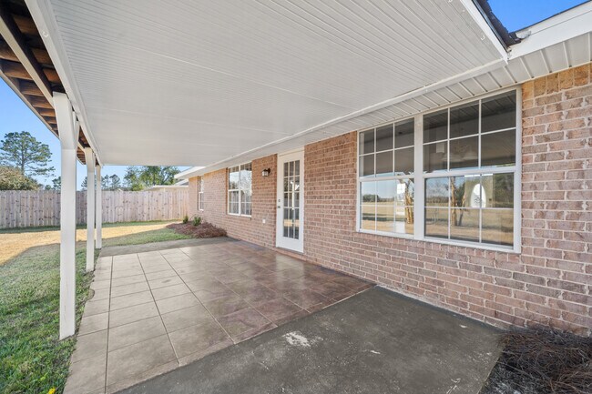 Building Photo - 2520 E Ashford Park Dr