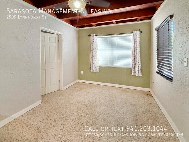Building Photo - 2909 Lynnhurst St
