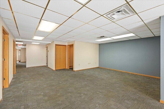 Building Photo - 204 West Main St