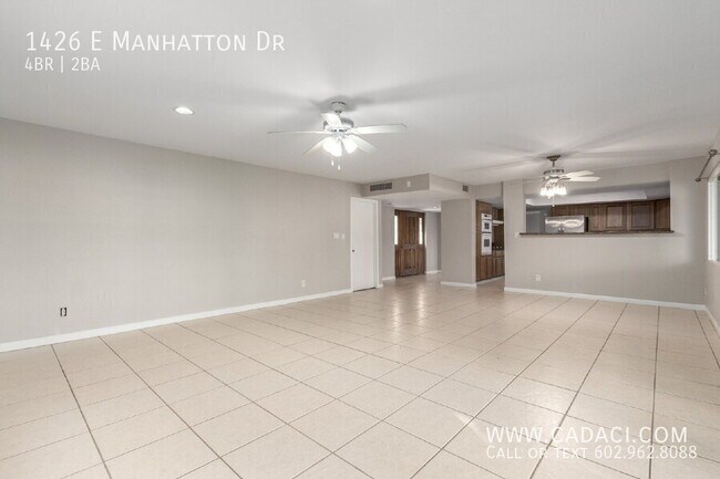 Building Photo - 1426 E Manhatton Dr