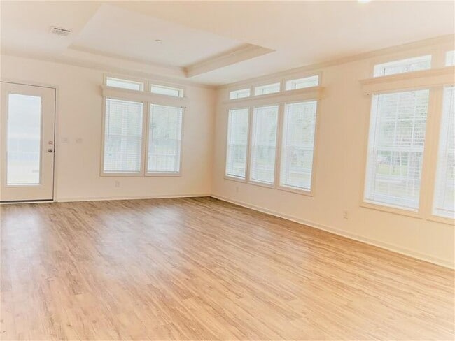 Building Photo - 5473 Bahia Wy