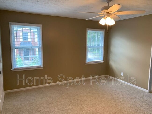 Building Photo - 2932 Lavista Way