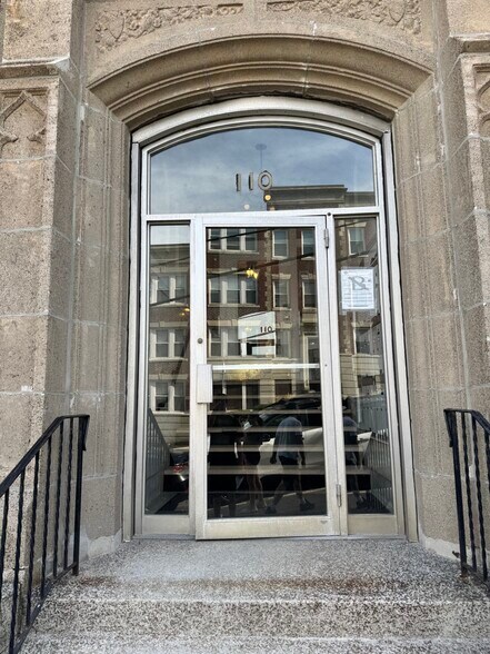 Building Photo - 110 Brainerd Rd