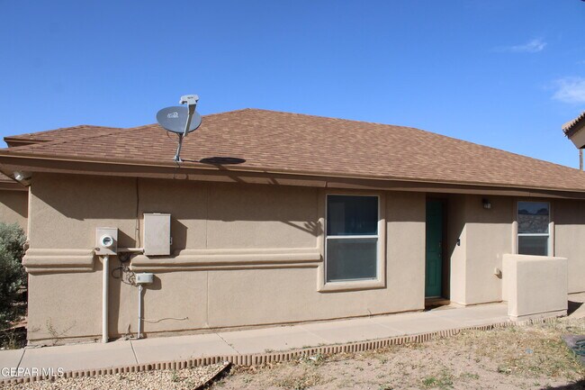 Building Photo - 12928 Hueco Pit Dr