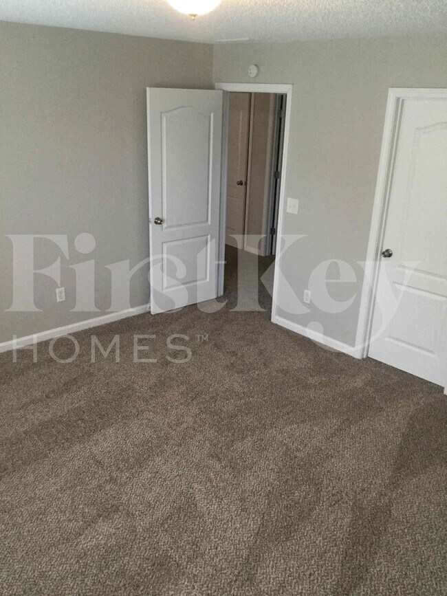 Building Photo - 11540 Alicias Ct